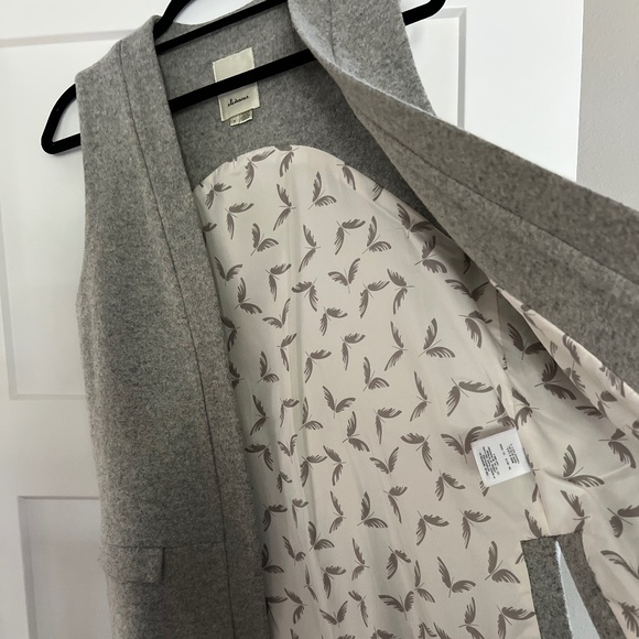 elevenses Wool Vest with Accent Lining - Picture 6 of 11